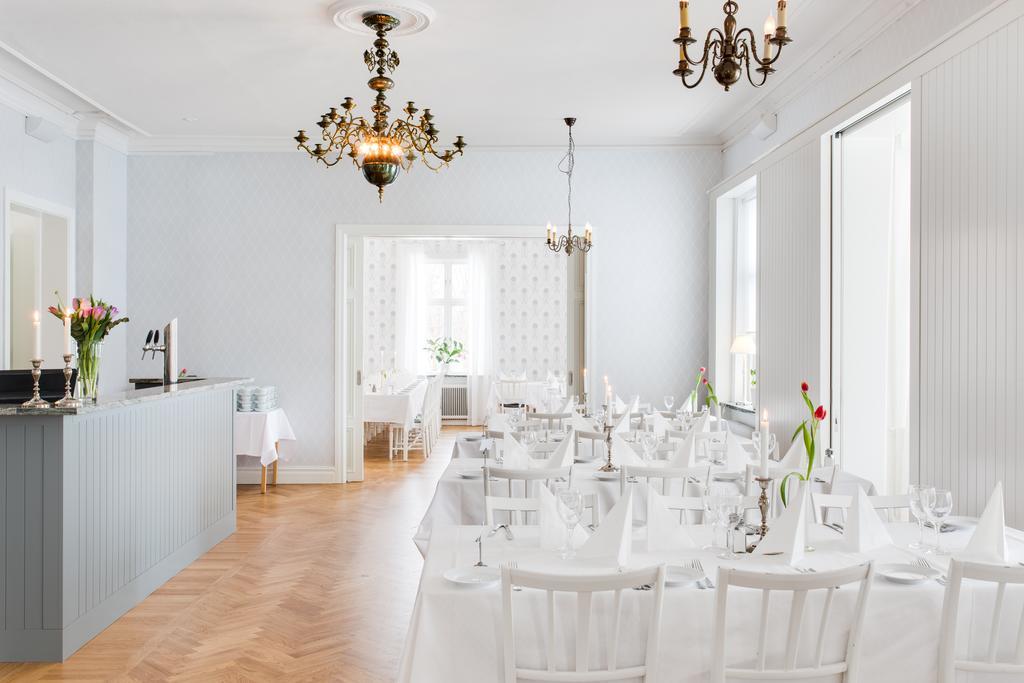 Stiftsgarden Konferens & Hotell Шеллефтео Екстер'єр фото