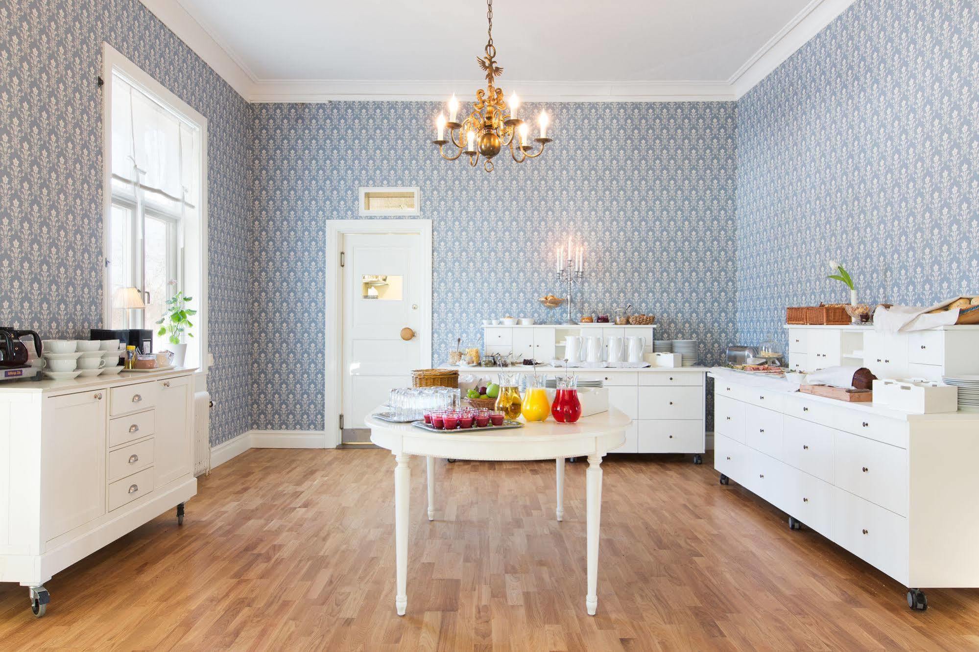 Stiftsgarden Konferens & Hotell Шеллефтео Екстер'єр фото