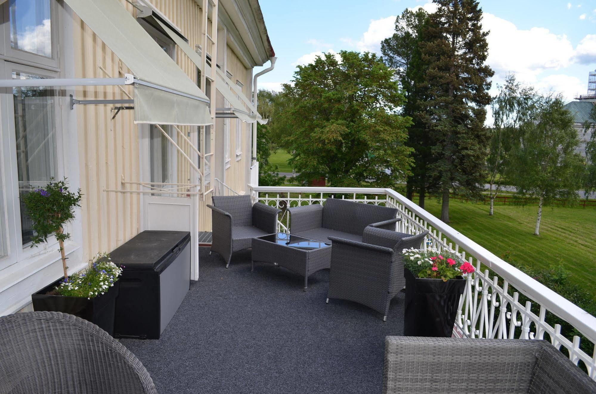 Stiftsgarden Konferens & Hotell Шеллефтео Екстер'єр фото